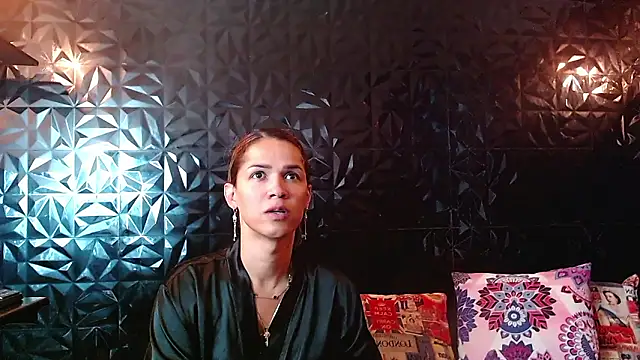 PINK  LOLA1 online show from 23, 3, 2026