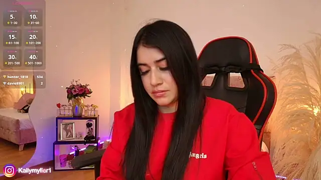 KallyMyller1 online show from 7, 1, 2025