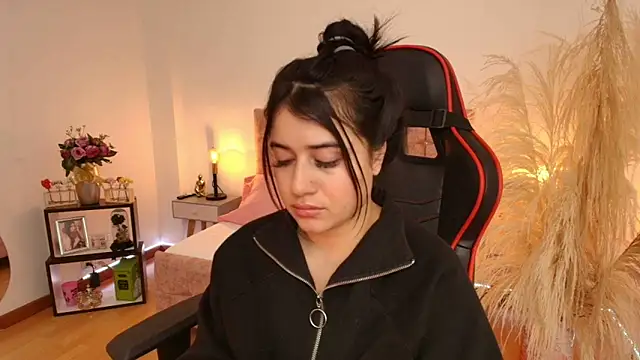 KallyMyller1 online show from 9, 1, 2025