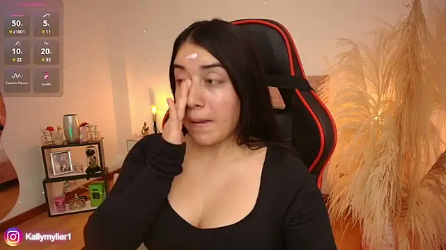 KallyMyller1 online show from 24, 1, 2025