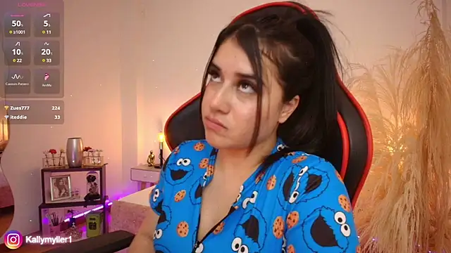 KallyMyller1 online show from 28, 1, 2025