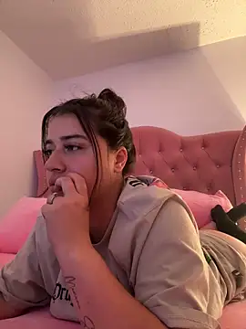 KallyMyller1 online show from 13, 3, 2025