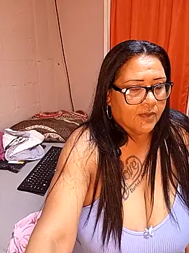 Snapshot of boobynatz chatting on 7, 11, 2025 boobynatz online show from 7, 11, 2025