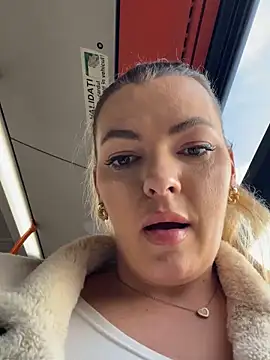 Snapshot of Dirtyfeelin chatting on 2, 3, 2025 Dirtyfeelin online show from 2, 3, 2025