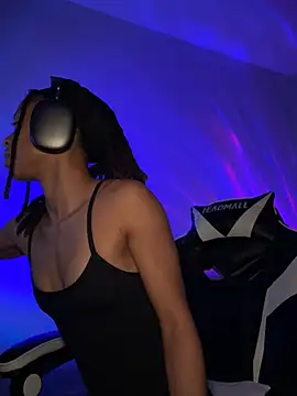 Snapshot of thebrattygoddess chatting on 24, 12, 2024 thebrattygoddess online show from 24, 12, 2024