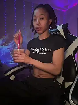 Snapshot of thebrattygoddess chatting on 15, 3, 2025 thebrattygoddess online show from 15, 3, 2025