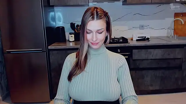 Snapshot of AlexiaDarren chatting on 12, 2, 2025 AlexiaDarren online show from 12, 2, 2025
