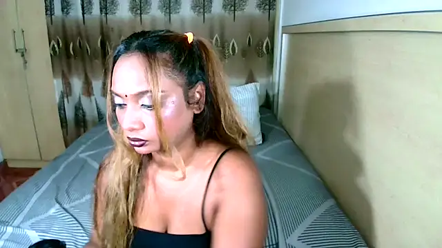 sexyindianchic online show from 3, 3, 2025