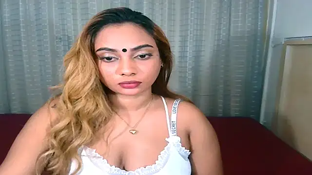 Snapshot of sexyindianchic chatting on 6, 11, 2025 sexyindianchic online show from 6, 11, 2025