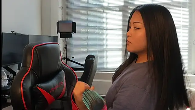 Snapshot of Bubbleliyah chatting on 1, 4, 2026 Bubbleliyah online show from 1, 4, 2026