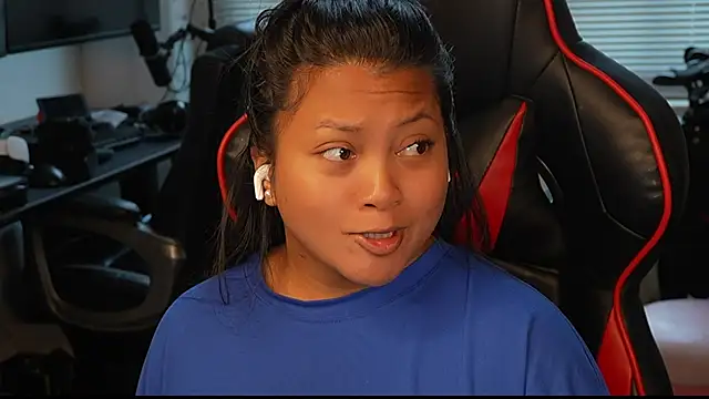 Snapshot of Bubbleliyah chatting on 14, 4, 2026 Bubbleliyah online show from 14, 4, 2026