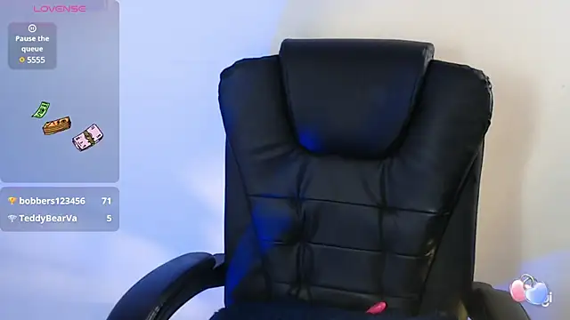 spicey latina online show from 6, 3, 2025