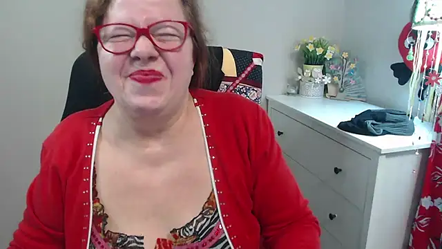 Adelewildx online show from 3, 2, 2025