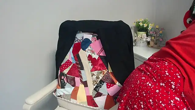 Adelewildx online show from 5, 2, 2025