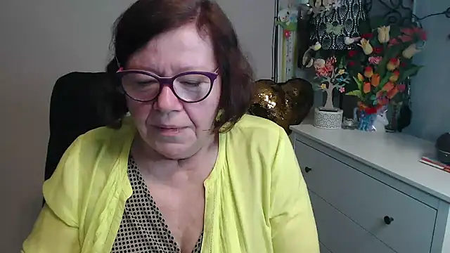 Adelewildx online show from 2, 4, 2026