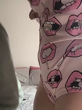 couplepenetration online show from 19, 1, 2025