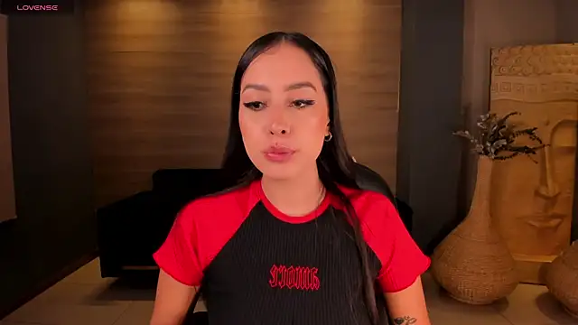 Snapshot of BrennaWalker chatting on 18, 2, 2025 BrennaWalker online show from 18, 2, 2025