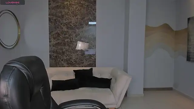 Snapshot of BrennaWalker chatting on 7, 3, 2025 BrennaWalker online show from 7, 3, 2025