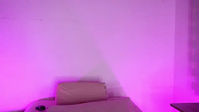 emyli sw  online show from 22, 9, 2025