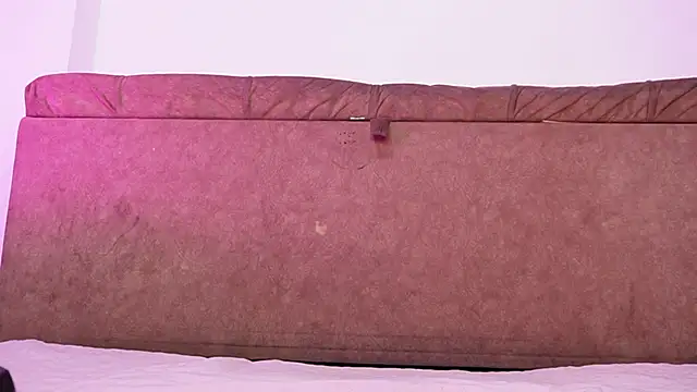 emyli sw  online show from 9, 10, 2025