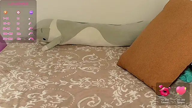 Snapshot of SuchArt_ chatting on 14, 1, 2026 SuchArt online show from 14, 1, 2026