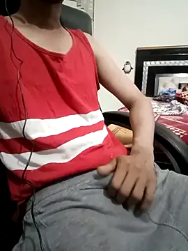 Snapshot of dreamtoungelick69 chatting on 6, 4, 2026 dreamtoungelick69 online show from 6, 4, 2026