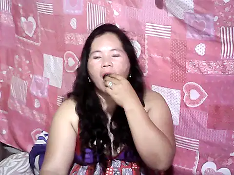 hotpusie 4u online show from 11, 5, 2026