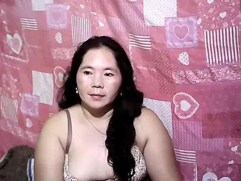 hotpusie 4u online show from 27, 5, 2026