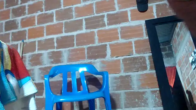 Snapshot of juanys_asshot chatting on 12, 3, 2025 juanys asshot online show from 12, 3, 2025