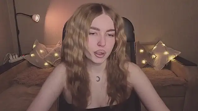 ViolettaLopez online show from 18, 2, 2026