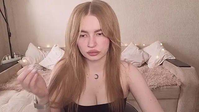 ViolettaLopez online show from 30, 6, 2026