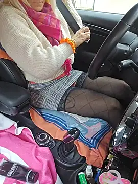 Nathotsexy1 online show from 18, 3, 2026