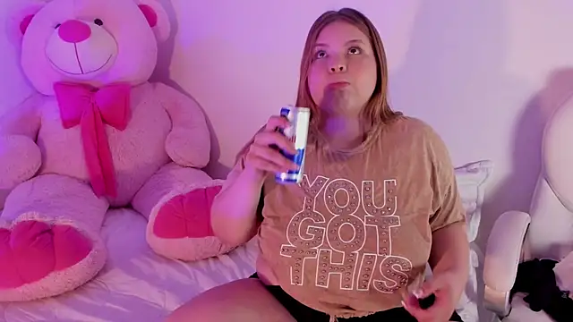 AshlyRouse online show from 1, 1, 2025