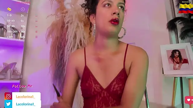 LaColorina  online show from 24, 10, 2025