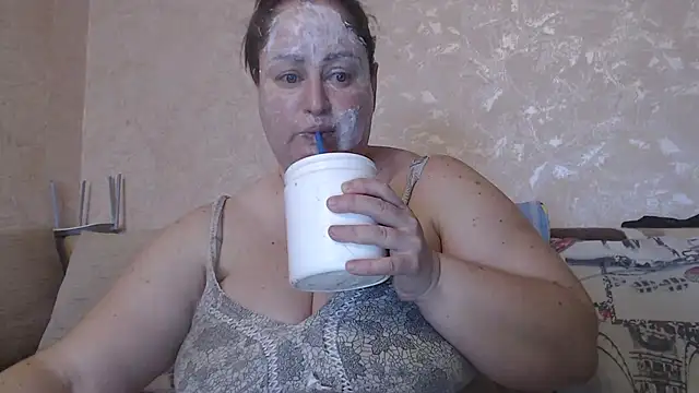 Snapshot of Amy_August chatting on 9, 3, 2025 Amy August online show from 9, 3, 2025