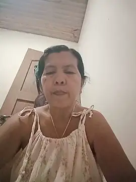 Snapshot of TropicalFlower chatting on 24, 5, 2026 TropicalFlower online show from 24, 5, 2026