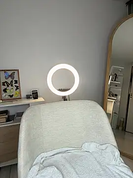 Veronica ar online show from 13, 4, 2026