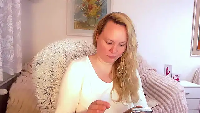 Sarah4you online show from 10, 2, 2025