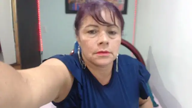 Snapshot of sexytitshot126 chatting on 22, 11, 2025 sexytitshot126 online show from 22, 11, 2025