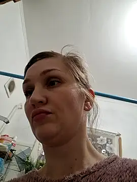 Snapshot of ModelEva chatting on 20, 3, 2025 ModelEva online show from 20, 3, 2025