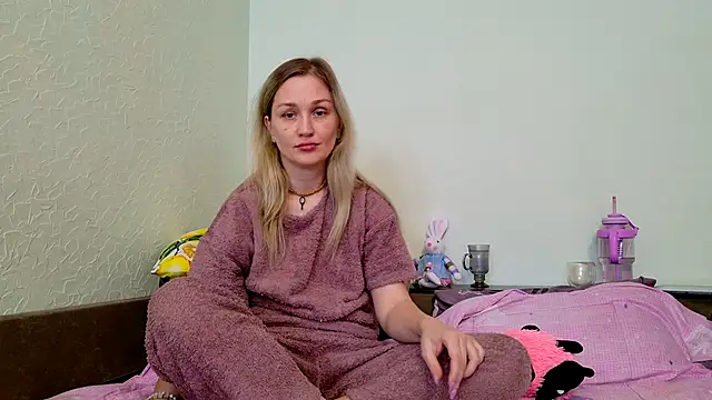 ModelEva online show from 27, 3, 2026