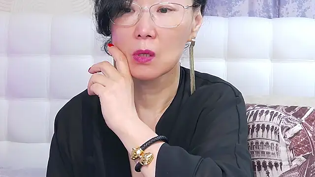 Asian legs online show from 27, 10, 2025