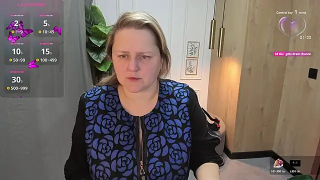 ScarlettSoft online show from 1, 12, 2025