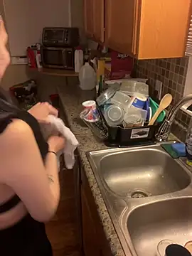 Snapshot of NativeNymph chatting on 11, 2, 2025 NativeNymph online show from 11, 2, 2025