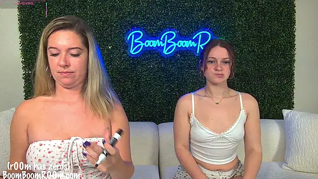 Snapshot of boomboomr00m chatting on 14, 9, 2025 boomboomr00m online show from 14, 9, 2025
