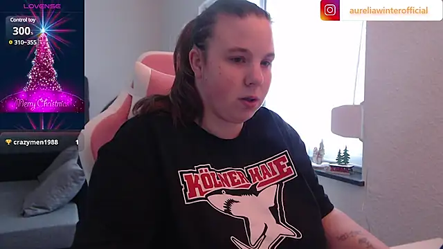 Snapshot of AureliaWinter chatting on 12, 12, 2024 AureliaWinter online show from 12, 12, 2024