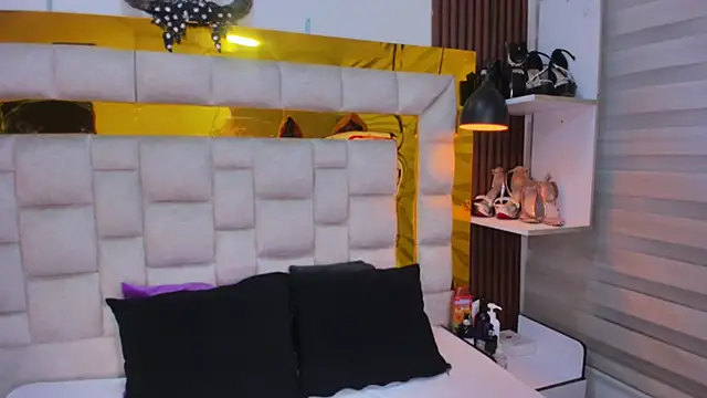 bigass monic online show from 7, 3, 2025