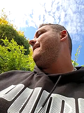 Snapshot of nemes2 chatting on 18, 10, 2025 nemes2 online show from 18, 10, 2025