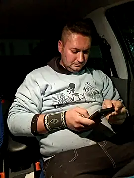 Snapshot of nemes2 chatting on 25, 11, 2025 nemes2 online show from 25, 11, 2025