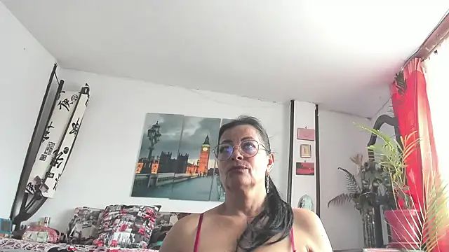 ana mature  online show from 18, 9, 2025